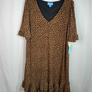 Woman’s 2X Dress By CeCe.      0016